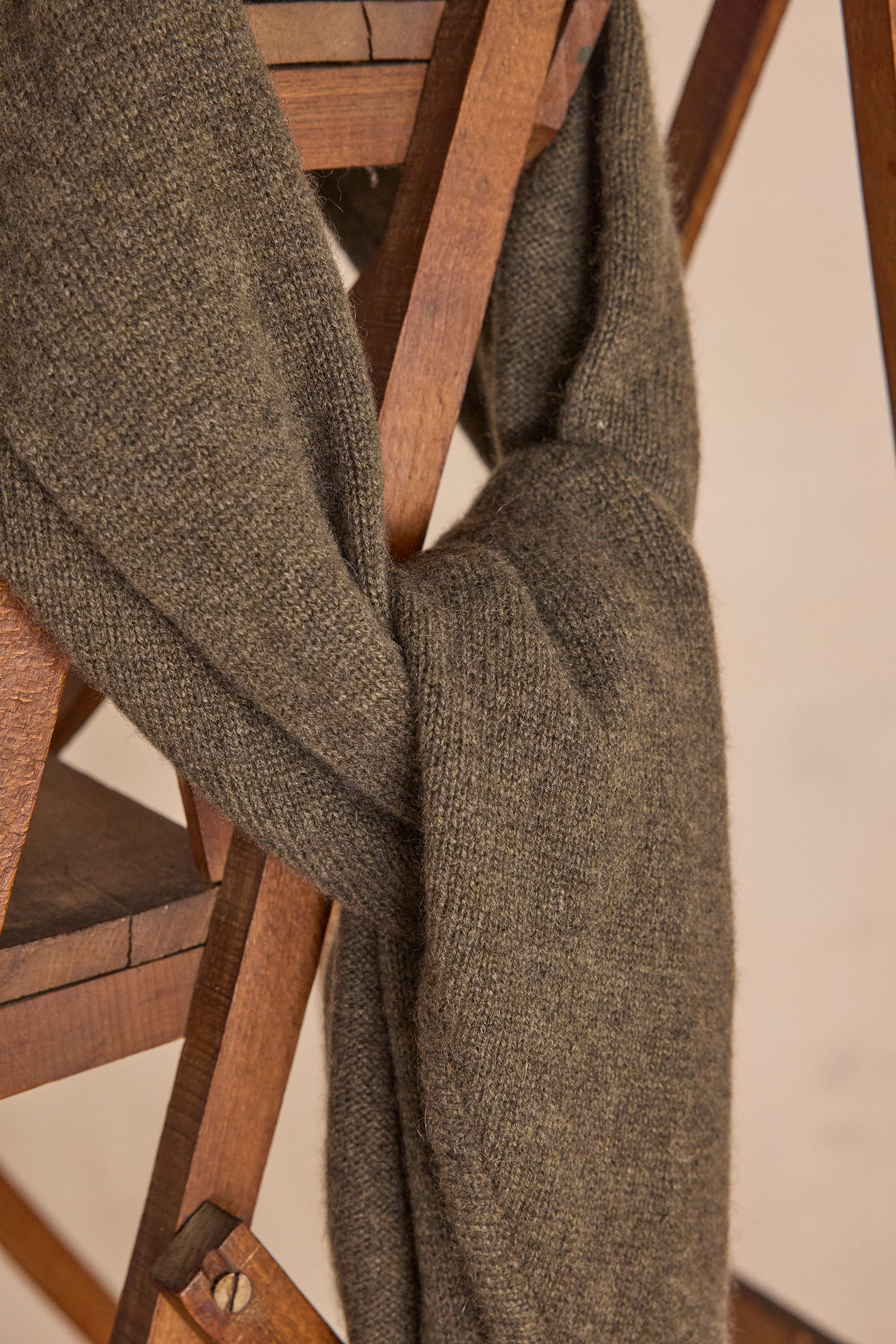 Écharpe triangle en 100% cachemire 2 fils THOMAS CACHEMIRE | Maison 123