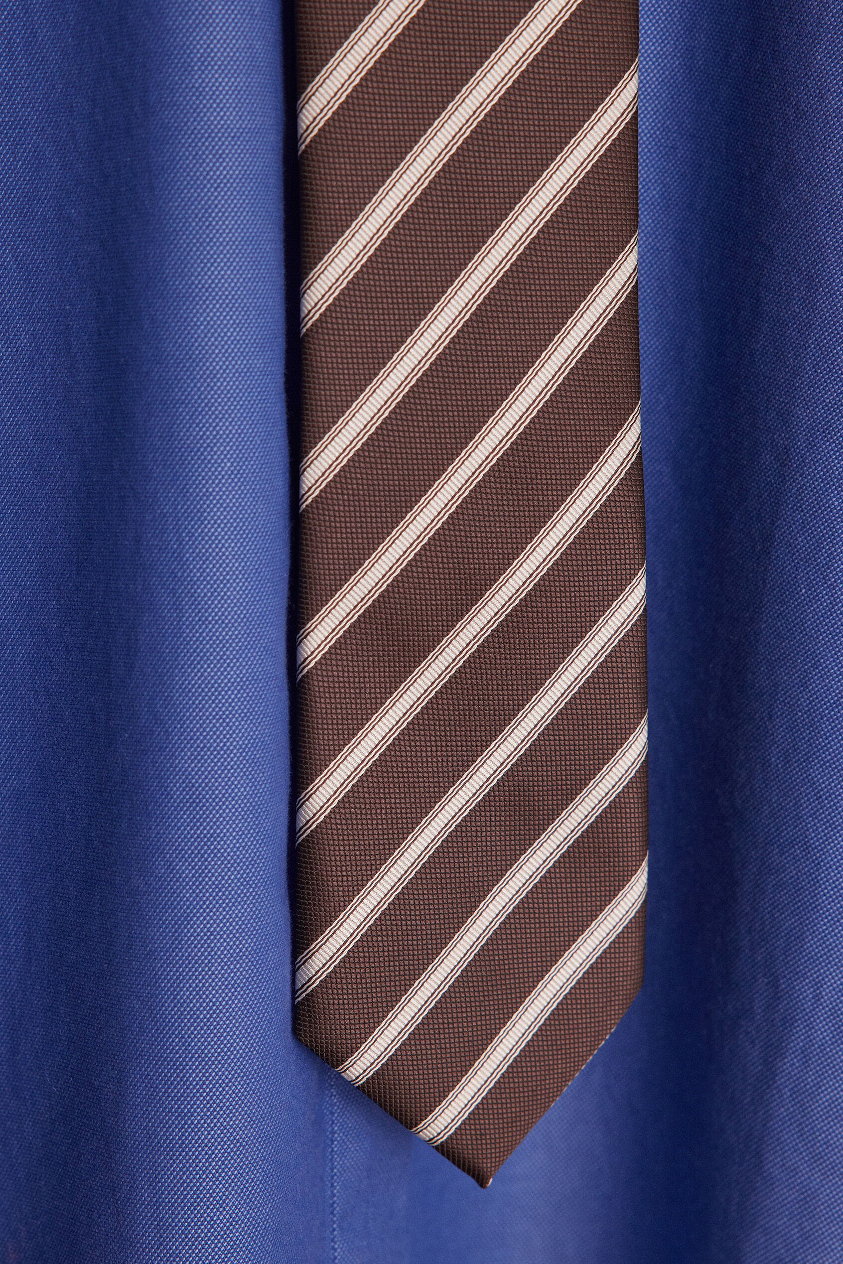 Cravate Fine Noire - 5 Cm De Largeur, 123 Cm De Longueur - Polyester Neuf